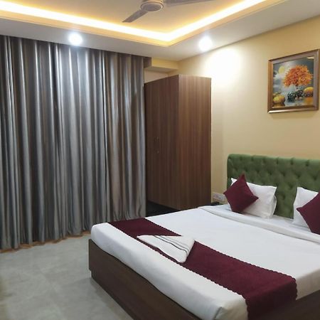 Limewood Stay - Near Golf Course Road 古尔冈 外观 照片